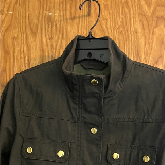 J Crew Mercantile size Small NWOT Camo Women's Jacket with Gold Accents - Picture 3 of 11